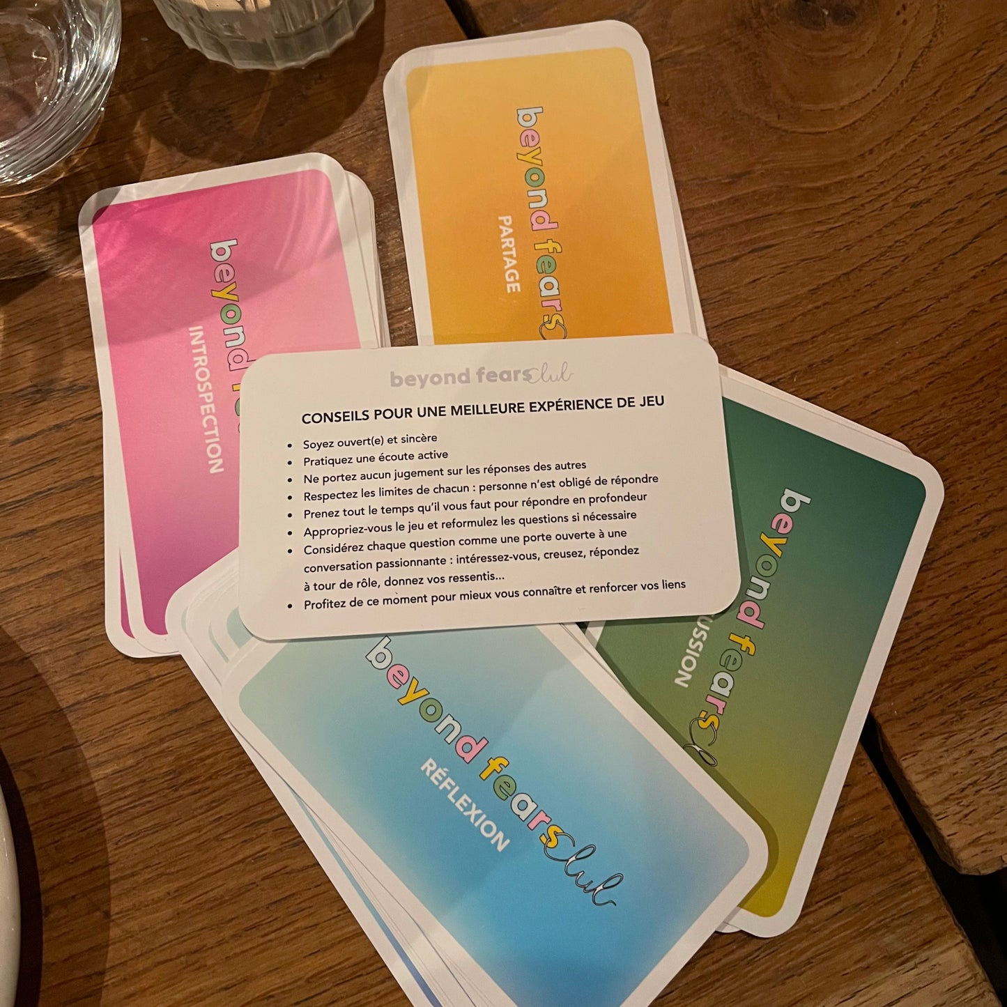 Coeur à Coeur, le jeu qui désarme les coeurs - dans sa boîte tiroir luxe